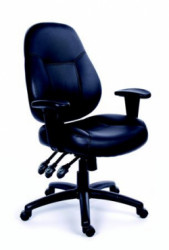 Kancelárska stolièka, nastavite¾né opierky rúk, èierna bonded koža, èierny podstavec, MaYAH "Champion"