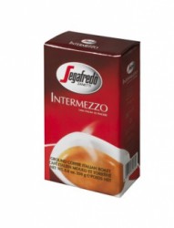 Káva, pražená, mletá, vákuové balenie, 250 g, SEGAFREDO "Intermezzo"